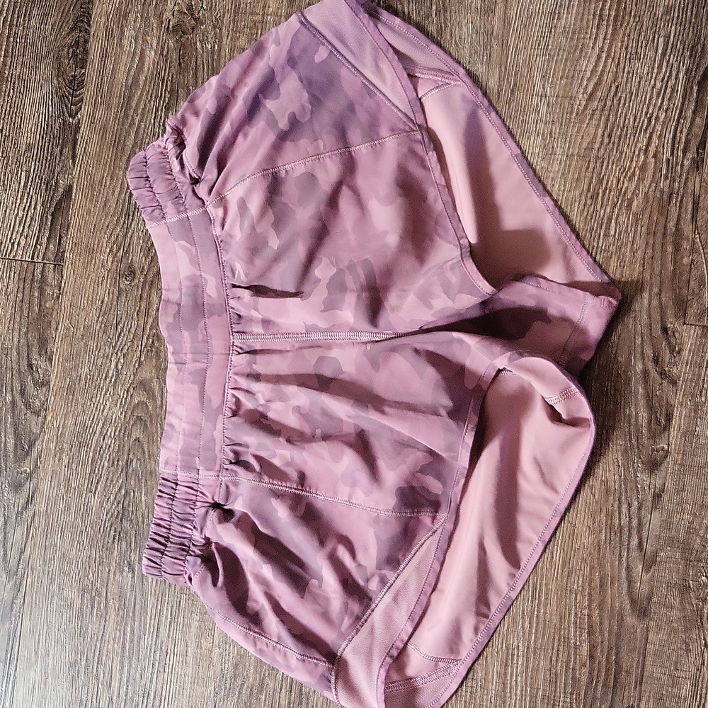 Lululemon | Pink Camo Hotty Hot - Picture 1 of 3